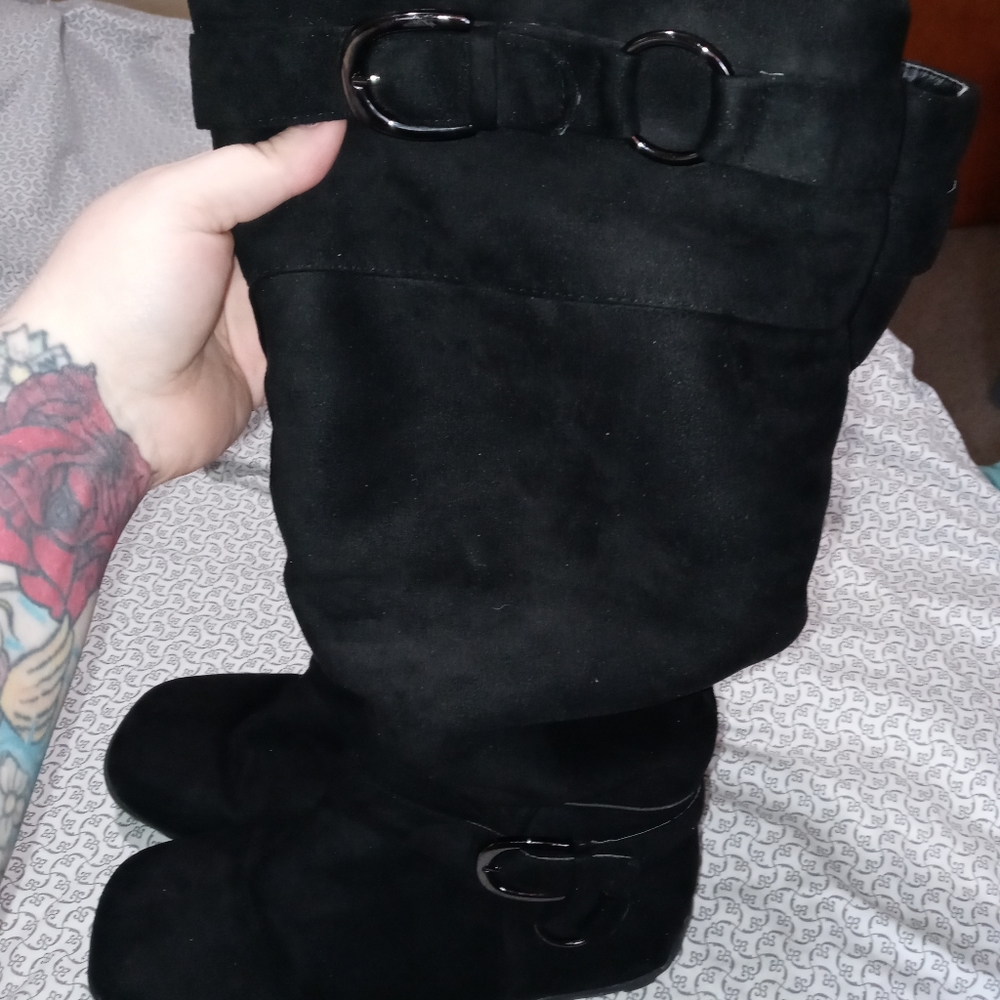 Long black boots very cute size 10W